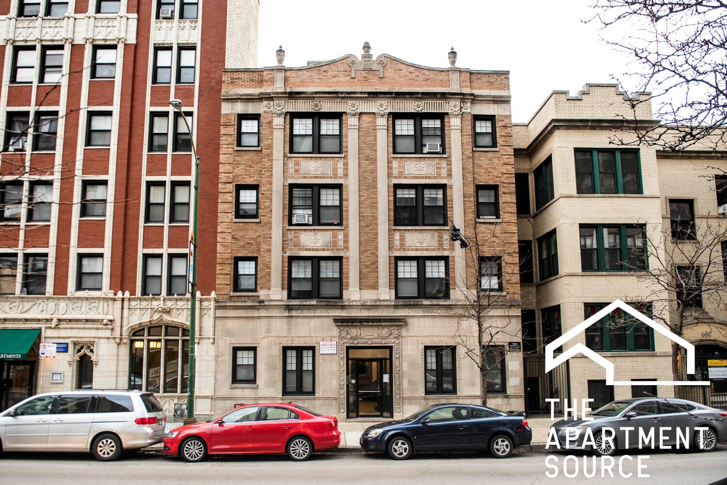 Building Photo - 511 W Belmont Ave
