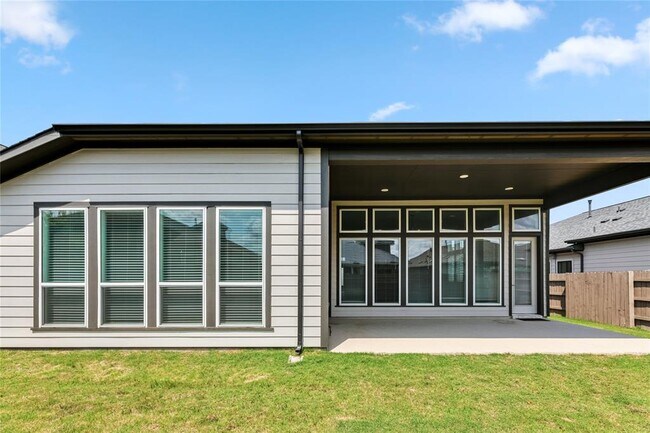 Building Photo - 7608 Boyd Hvn Dr