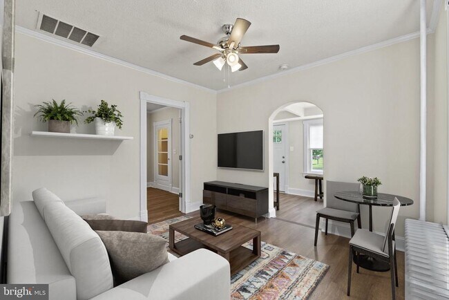 Building Photo - 5022 Branchville Rd