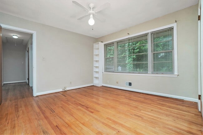 Building Photo - 3 bdrm, 2 bath home near Emory and the CDC
