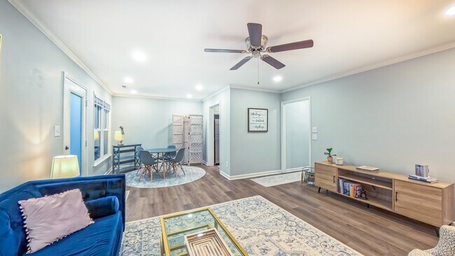 Building Photo - 107 Abbots Glen Ct