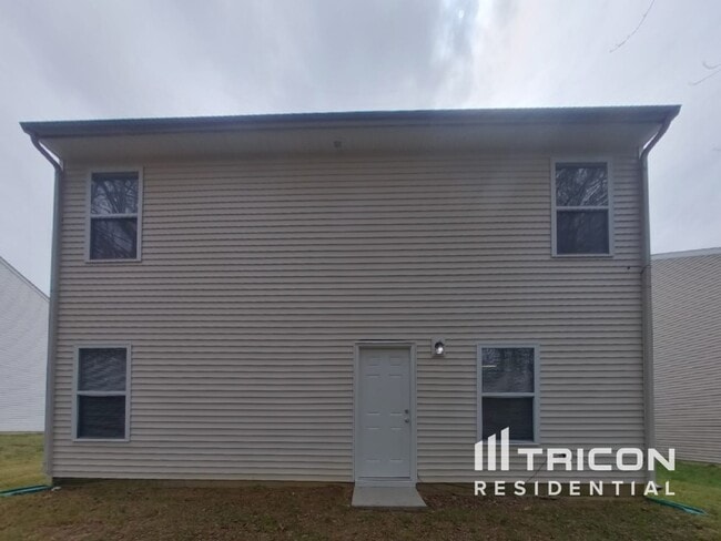 Building Photo - 3029 Decapolis Dr