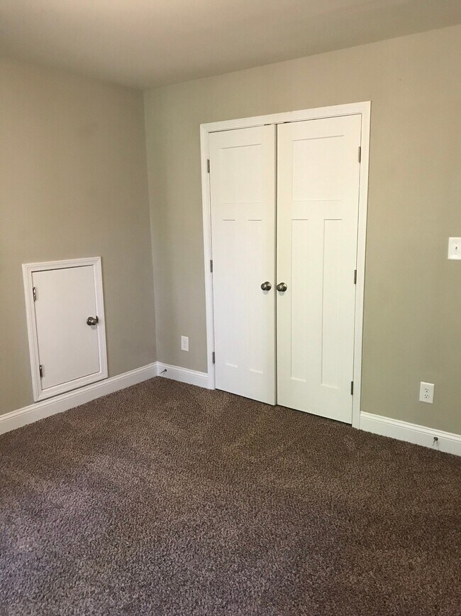 Building Photo - 655 Bald Eagle Dr