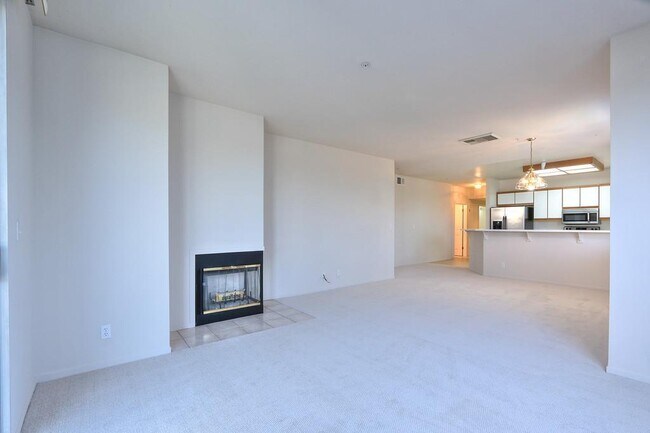 Building Photo - 951 S 12th St