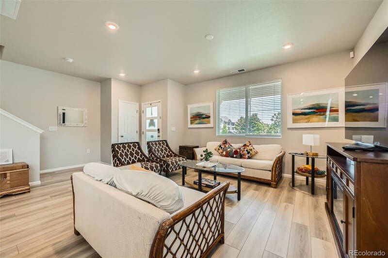 Building Photo - 12201 Race St