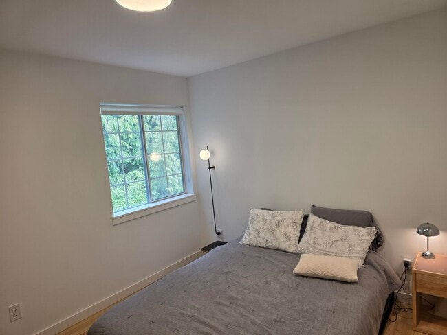 Building Photo - 25728 SE 35th Pl