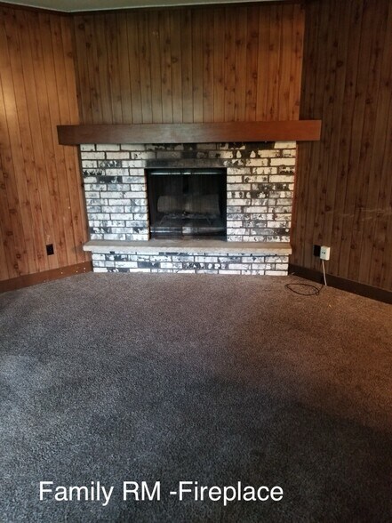 Building Photo - 9 Obrien Ct