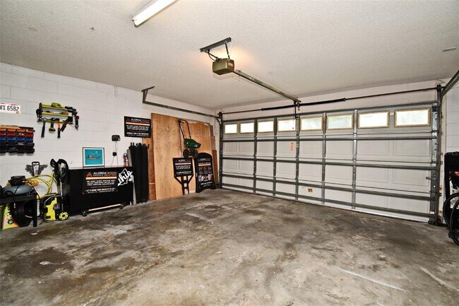 Building Photo - 2634 Gold Dust Cir
