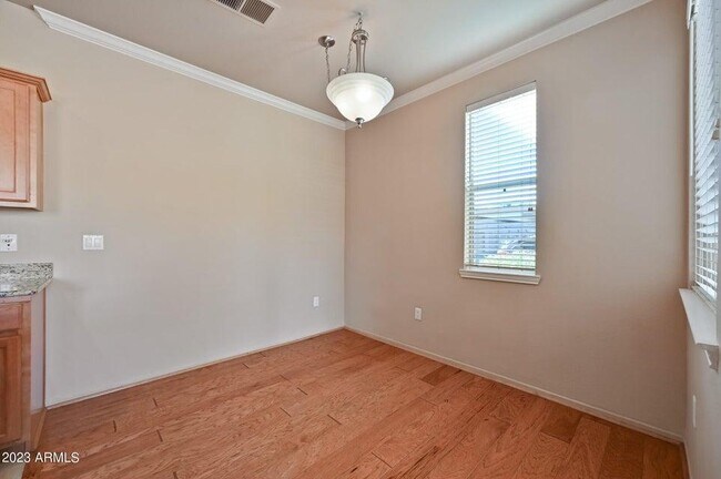 Building Photo - 7009 E Acoma Dr