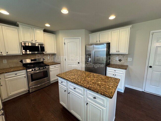 Building Photo - 1355 Slate Bend Dr