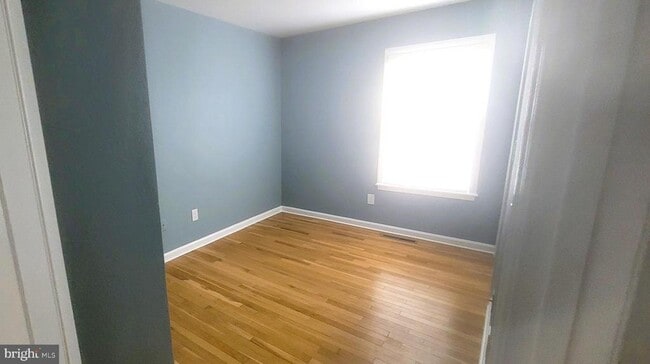 Building Photo - 38518 S Hampton Dr