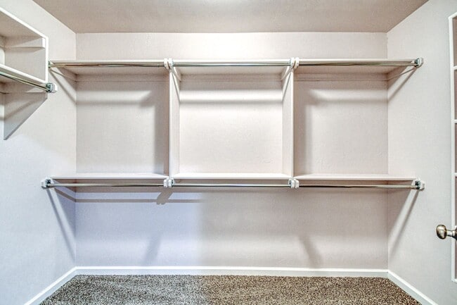 Building Photo - Brand New Construction! Lawn care included!