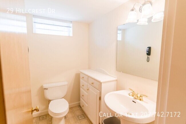 Building Photo - 29 Hillcrest Dr