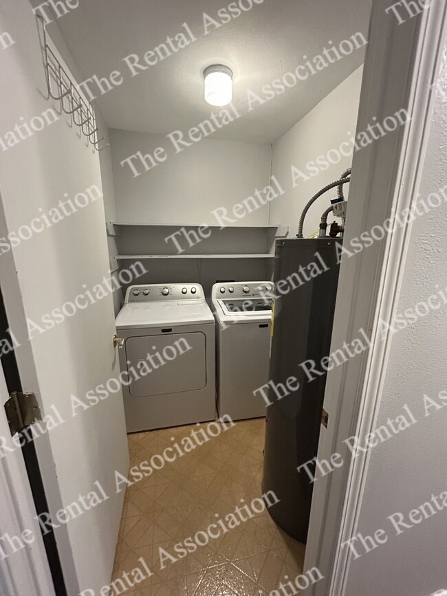 Building Photo - 103 Liner Dr