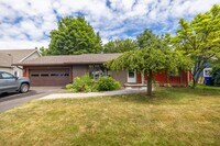 Building Photo - 58 Dutchess Dr