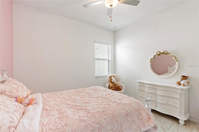 Building Photo - 8692 Little Bluestem Dr