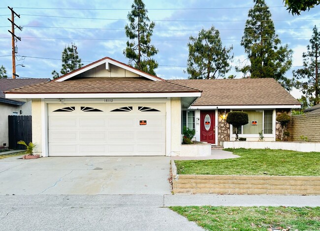 Primary Photo - Charming Cul-de-Sac Home for Lease in Cerr...