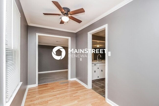 Building Photo - 3 Bedroom Pet-Friendly Home in Leavenworth, KS with Main Street Renewal