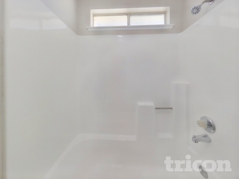 Building Photo - 37243 55th St E