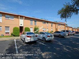 Building Photo - The Parkview Apartments