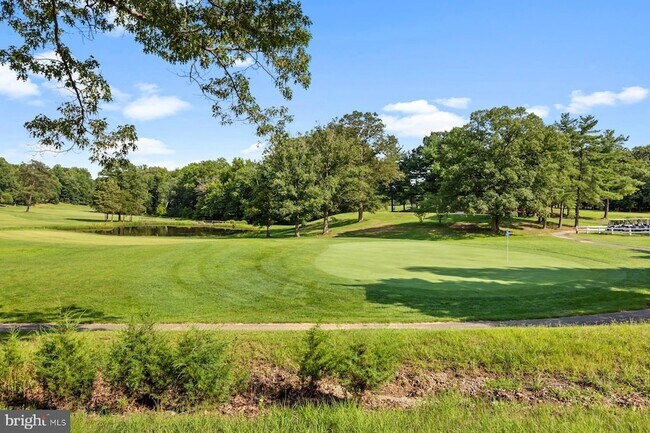 Building Photo - 5525 Peanuts Ln