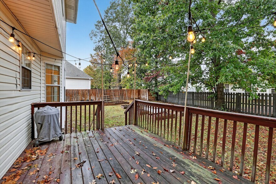 Building Photo - 8323 Stillwater Cir