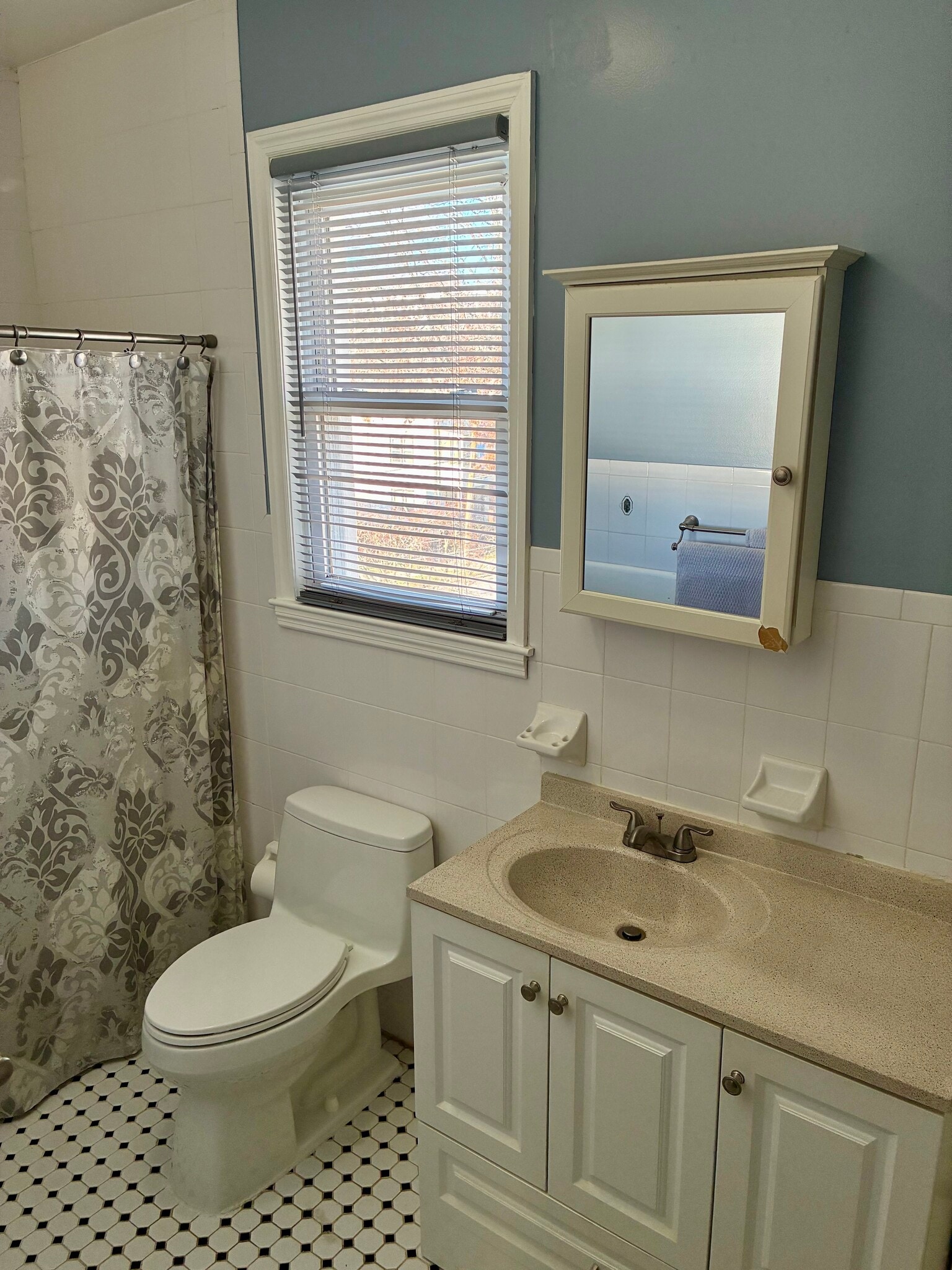 Bathroom - 42 Primrose St