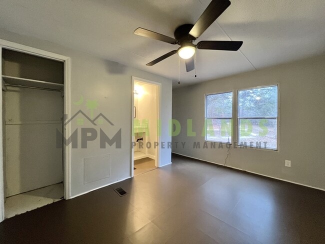 Building Photo - 240 Rister Rd