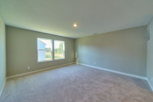 Building Photo - 5 Bedroom New Build in Camby!