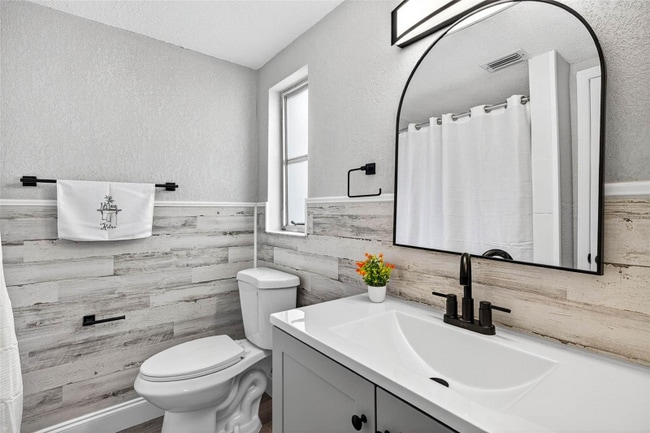 Building Photo - 7835 Birchwood Dr