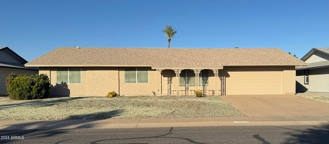 Primary Photo - 19033 N Welk Dr