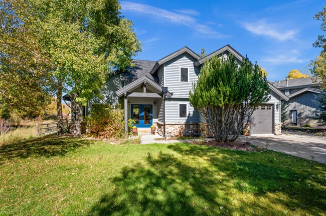 Building Photo - 1702 Cutter Ln