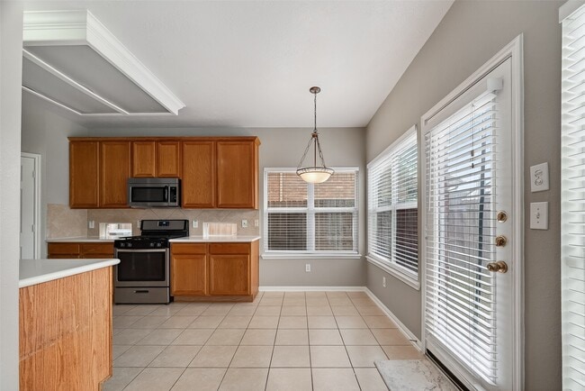 Building Photo - 2914 Laurel Brook Ln