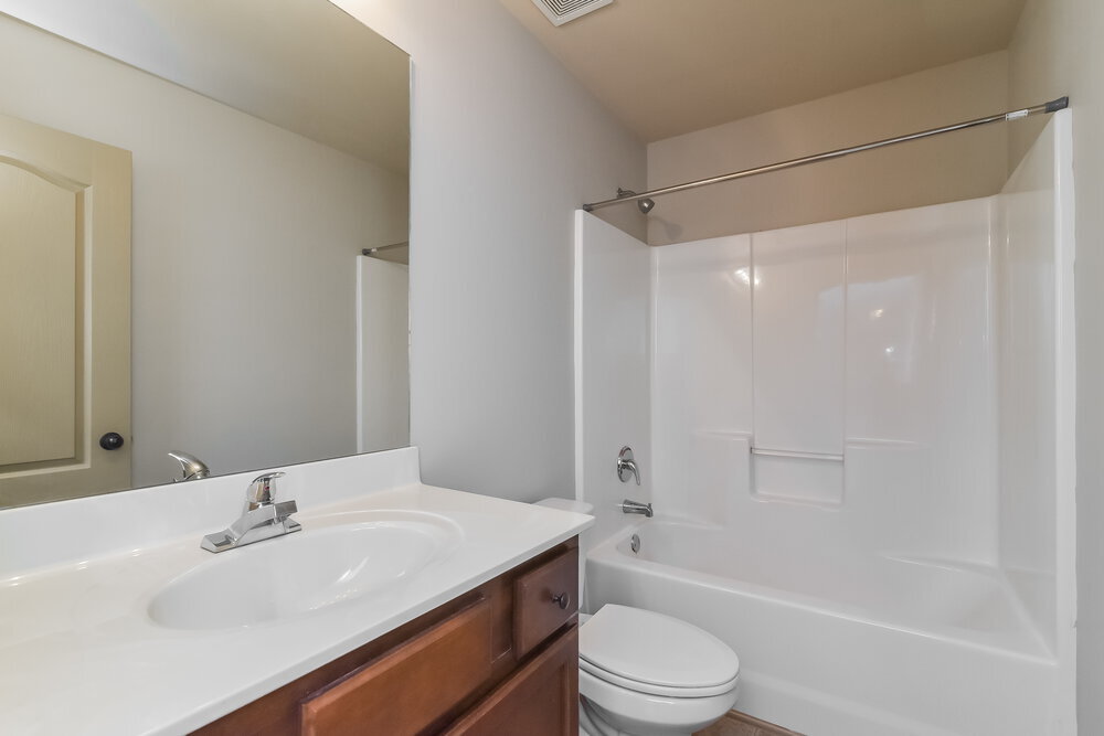 Building Photo - 3096 Montauk Hill Dr NE
