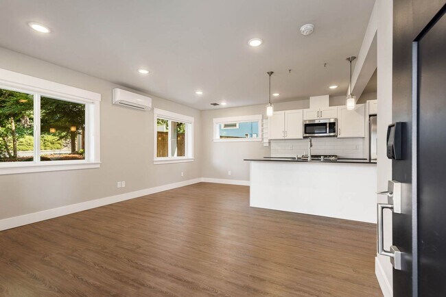 Building Photo - Modern 2 Bedroom Maple Leaf Living with Stylish Finishes & Flexible Living Space