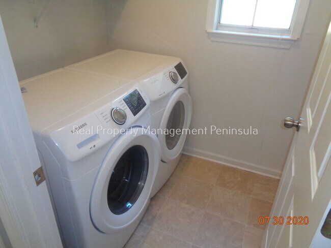 Building Photo - Single Home in Panther Place Williamsburg/...