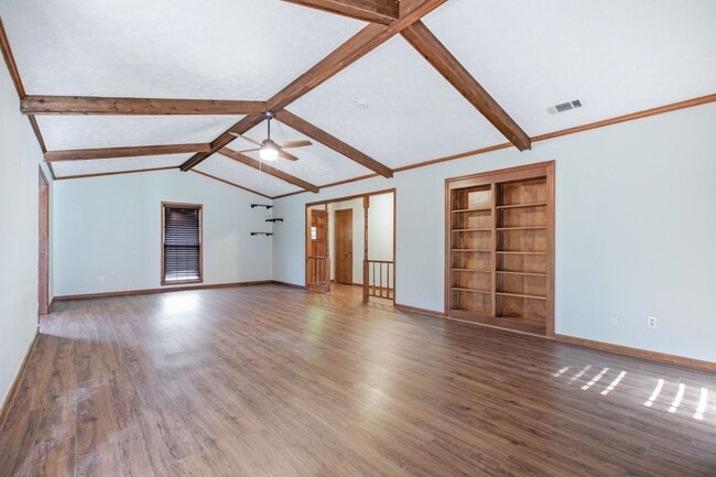 Building Photo - 3942 Ashmore Dr