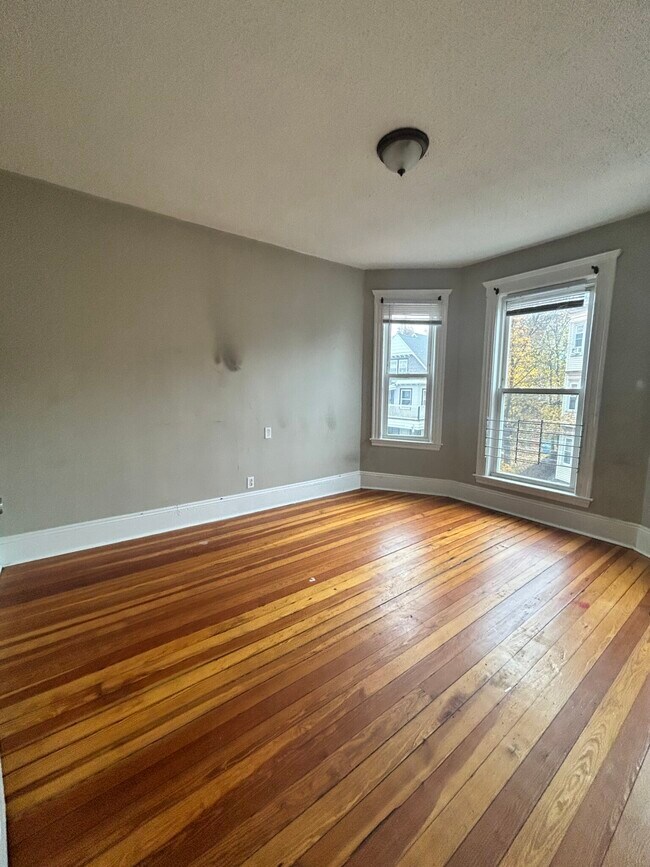 Building Photo - 205 Hamilton St