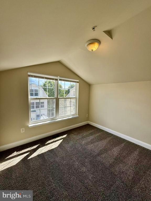 Building Photo - 11818 Regents Park Dr