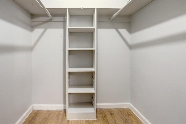 Building Photo - 1645 W Main St