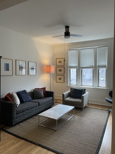 Fully furnished Living Room - 3489 N Elston Ave