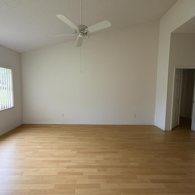 Building Photo - 2636 Mango Creek Ln