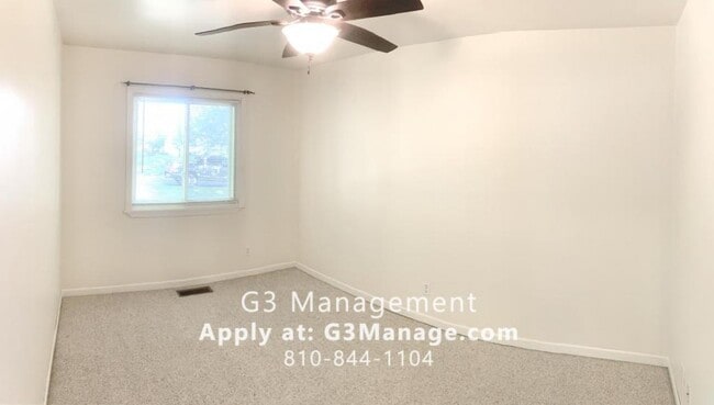 Building Photo - 5052 Walsh Dr