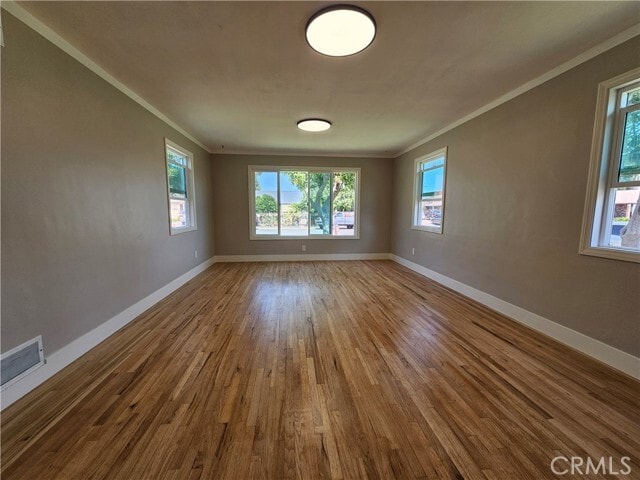 Building Photo - 1115 N Louise Dr