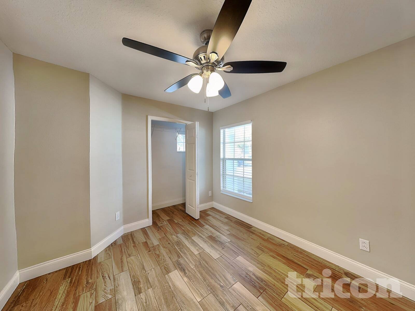 Building Photo - 10123 41st Ct E