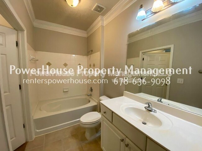 Building Photo - 1850 Cotillion Dr