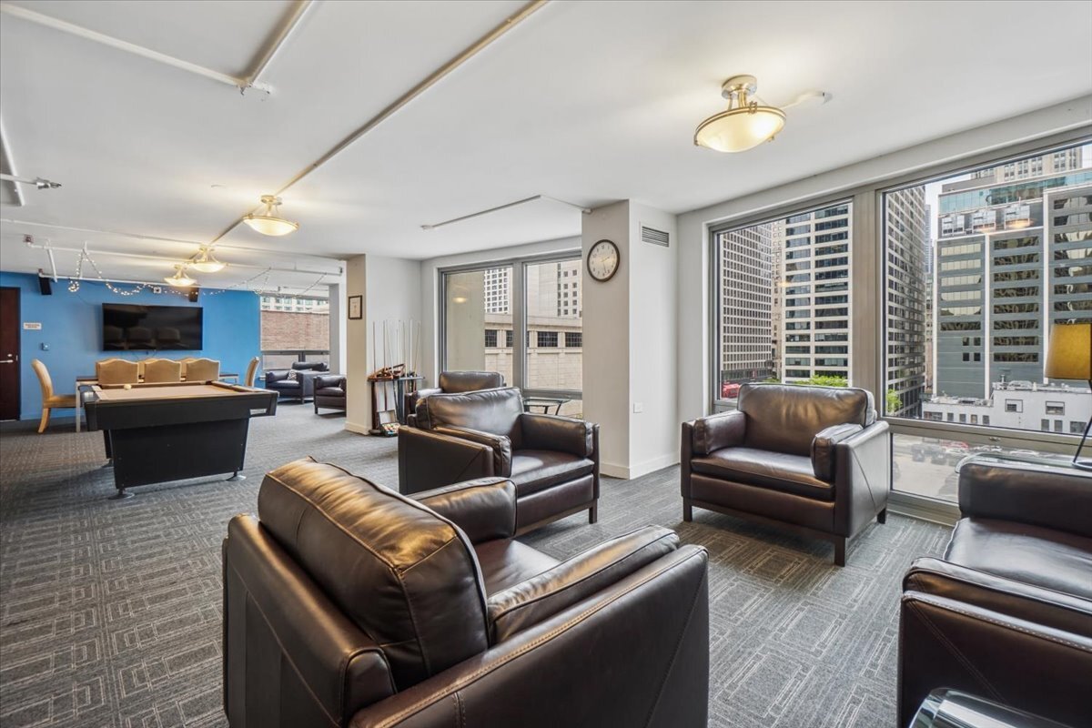 Building Photo - 440 N Wabash Ave
