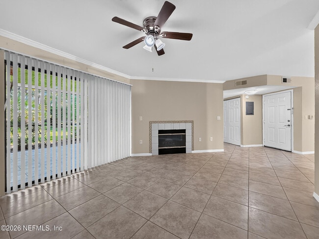 Building Photo - 10150 Belle Rive Blvd