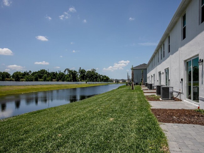 Building Photo - Brand-New 3BR/2.5BA Townhouse for Rent in Lakewood Ranch — $2,300/Month, Internet & Lawn Care Inc...