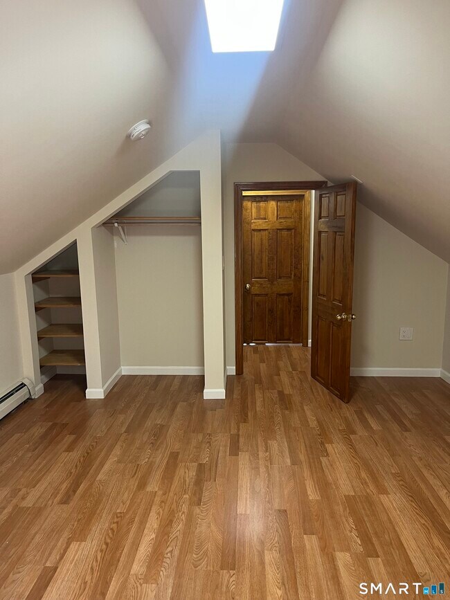 Building Photo - 2101 Scott Rd